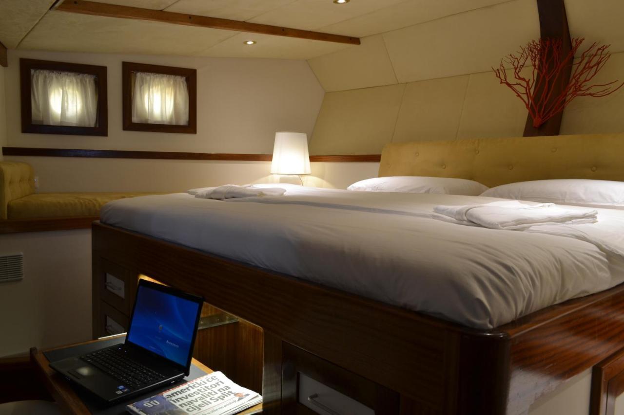 Dvi Marije Hotel Palermo Ngoại thất bức ảnh